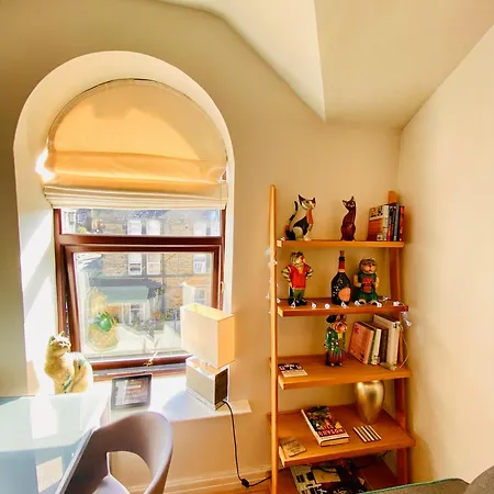 Views Over - 2bed Jade & Parking Apartment Harrogate