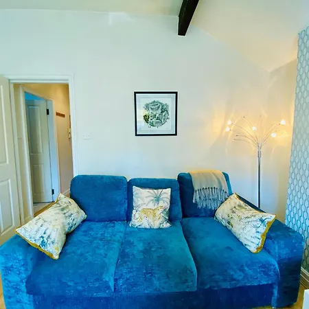 Views Over - 2bed Jade & Parking Apartment Harrogate
