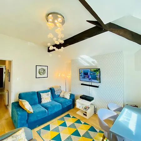 Apartment Views Over - 2bed Jade & Parking Harrogate