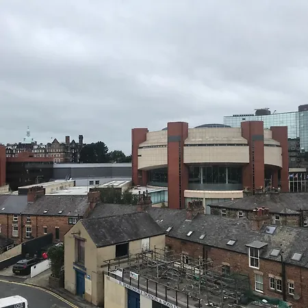 Apartment Views Over - 2bed Jade & Parking Harrogate