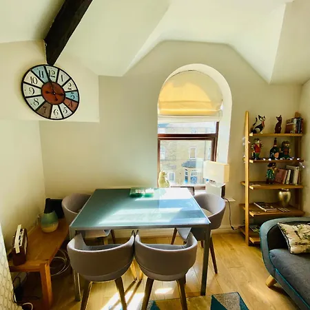 Views Over - 2bed Jade & Parking * Harrogate