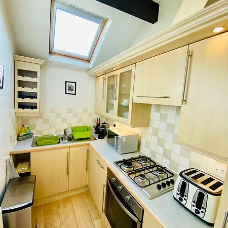 Views Over - 2bed Jade & Parking Appartamento