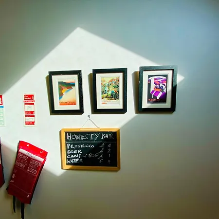 Views Over - 2bed Jade & Parking Appartamento