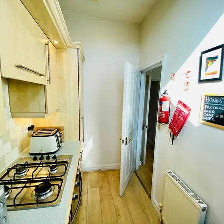 דירה Views Over - 2bed Jade & Parking