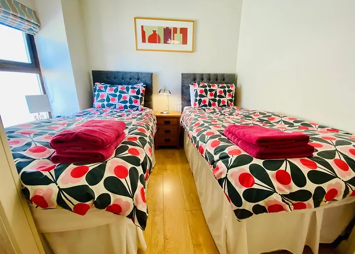 Views Over - 2bed Jade & Parking Харрогейт