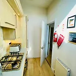 公寓 Views Over - 2bed Jade & Parking