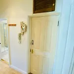 Views Over - 2bed Jade & Parking *