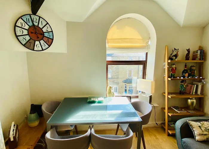 Views Over - 2bed Jade & Parking * Harrogate