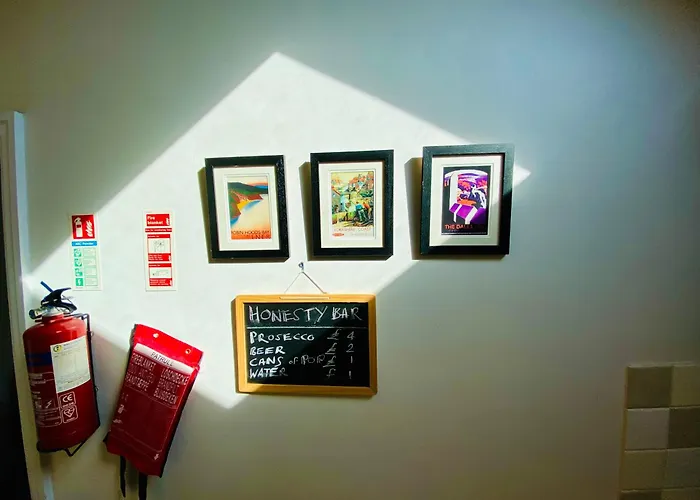 Views Over - 2bed Jade & Parking Apartamento