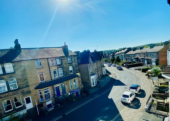 Views Over - 2bed Jade & Parking * Harrogate